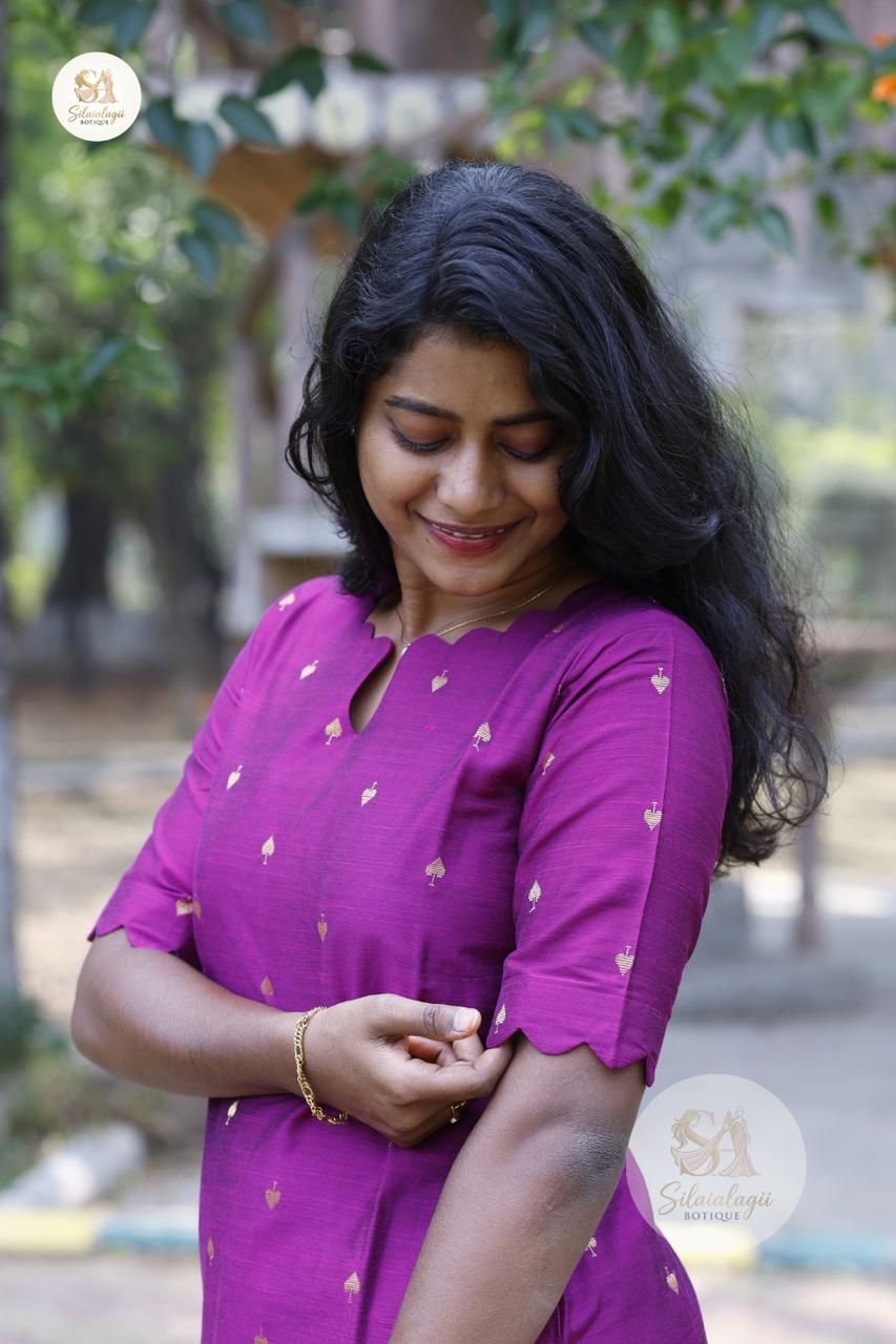 Dark Berry Kurti Set (5)