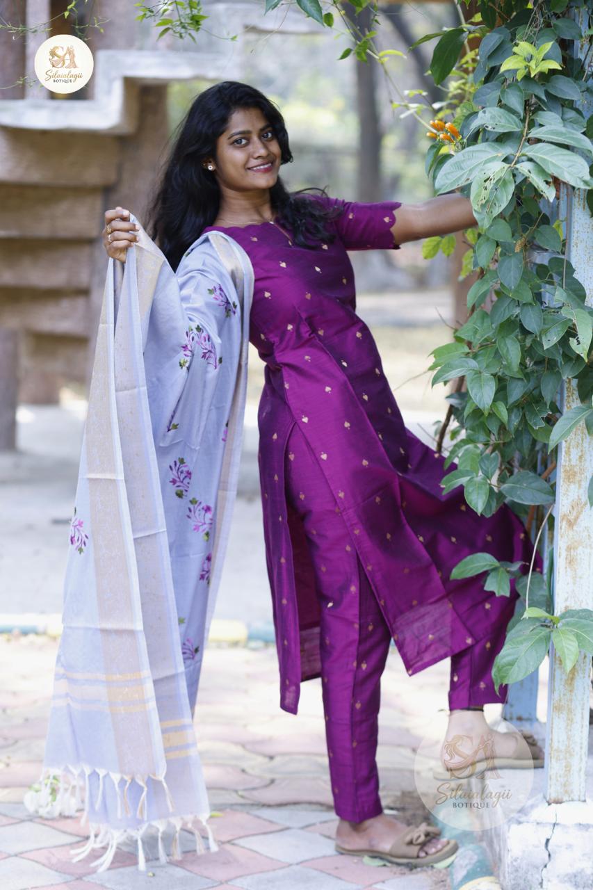 Dark Berry Kurti Set (6)